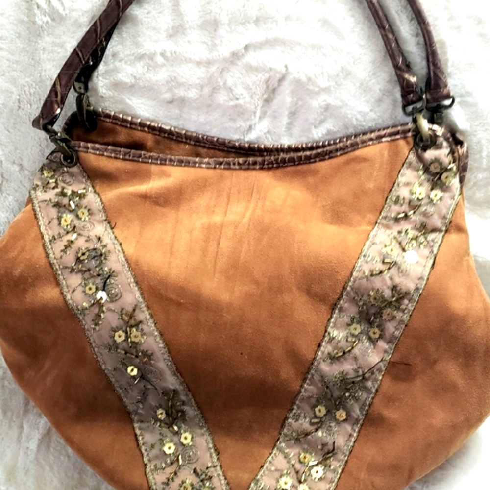 Brown Leather Shoulder Bag with Diagonal Bands